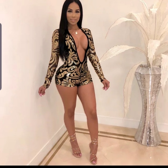 Black and gold Sequence Rompers - Picture 3 of 3